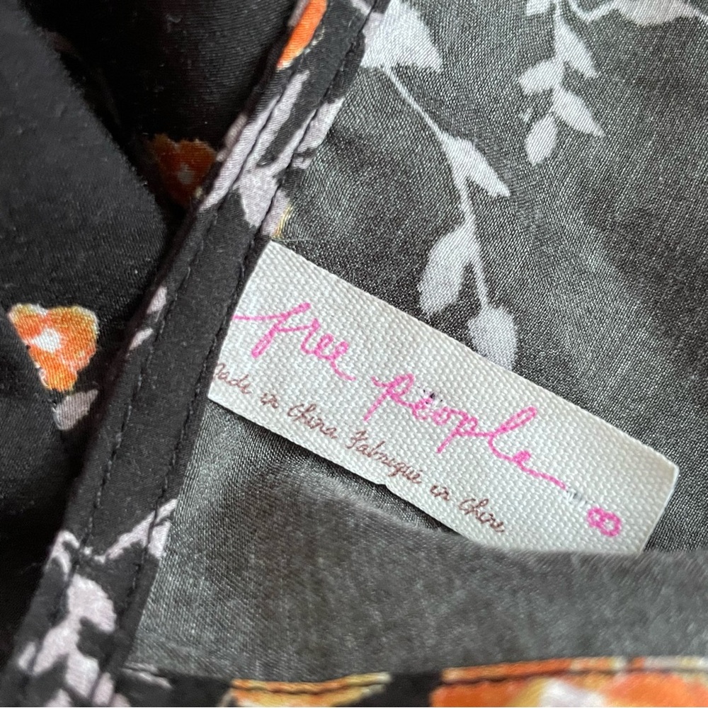 Free People Floral Black and Orange Dress Long Sleeves Button Back Side Zip Sz 8 - Picture 15 of 15